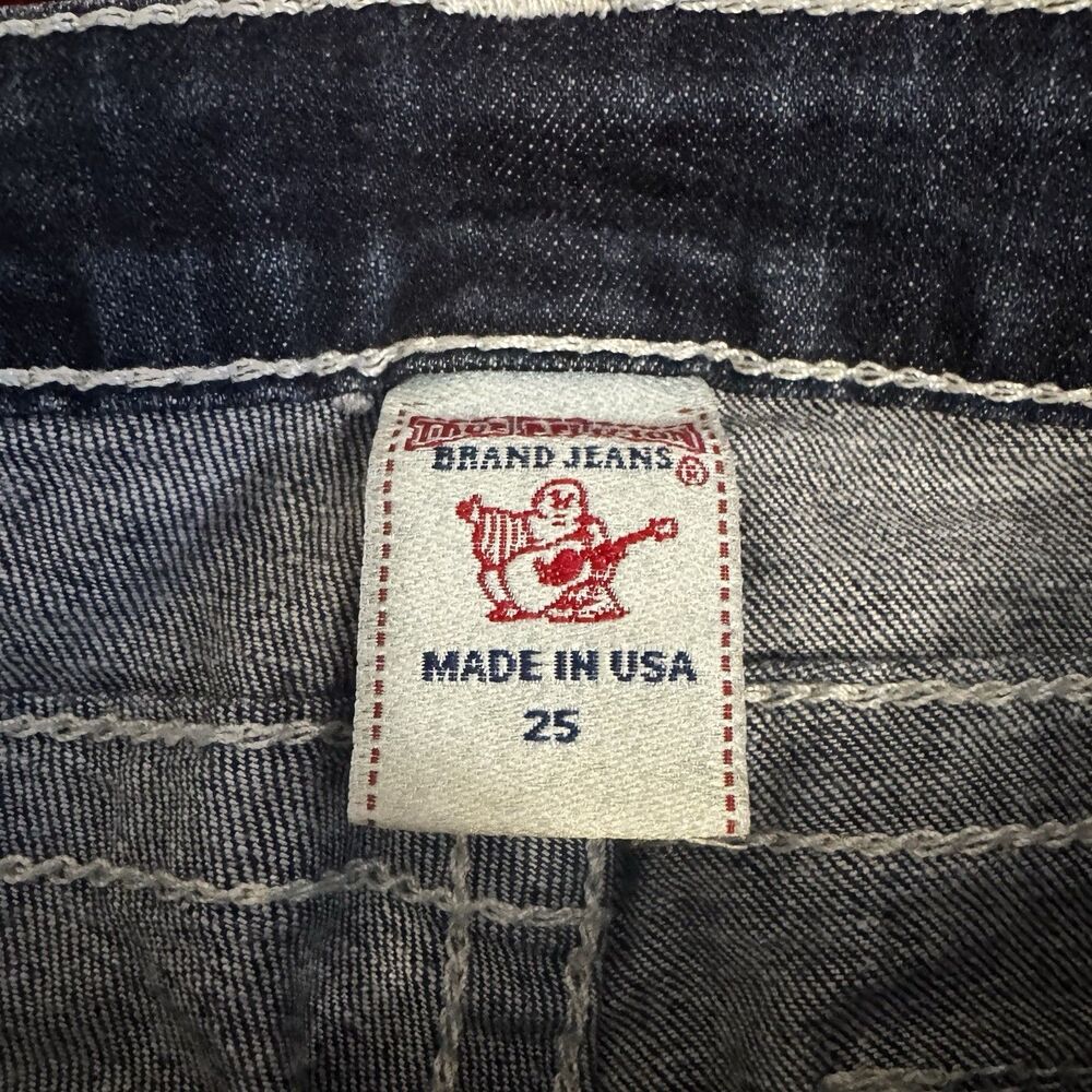True Religion Women’s Jeans Hi-Rise Boot Size 25 Inseam 33 Flap Pocket Dark Wash - Picture 3 of 6